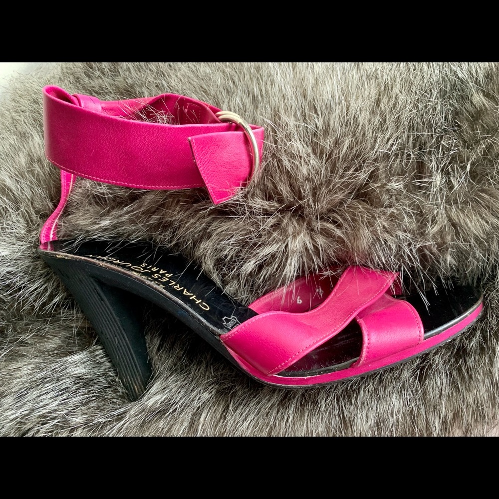 Charles Jourdan Deep Pink leather heel sandal sz6